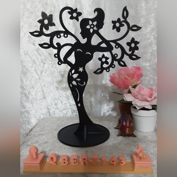 Handmade Lady Jewelry Stand Holder 3D Printed Black - Picture 1 of 8
